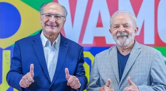 Lula e Alckmin retornam a Brasília e iniciam articulação da PEC do Estouro