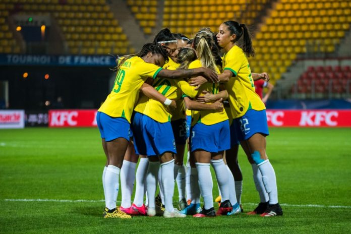 Técnica Pia Sundhage convoca seleção para amistosos contra Canadá